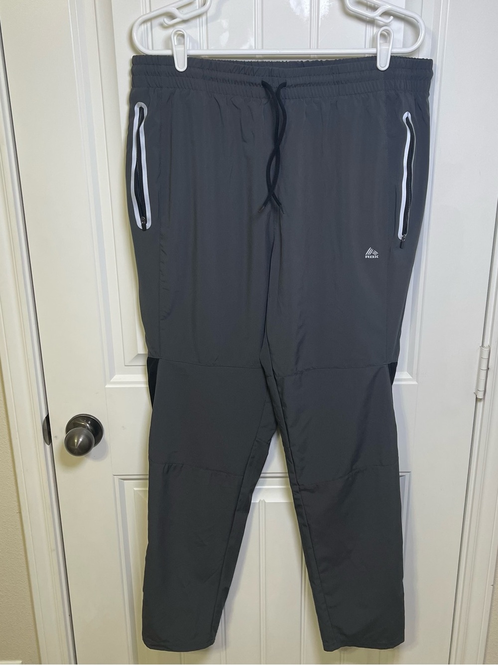 RBX Men’s XL Gray Black Athletic Pants Elastic Waistband White Reflective Trim
